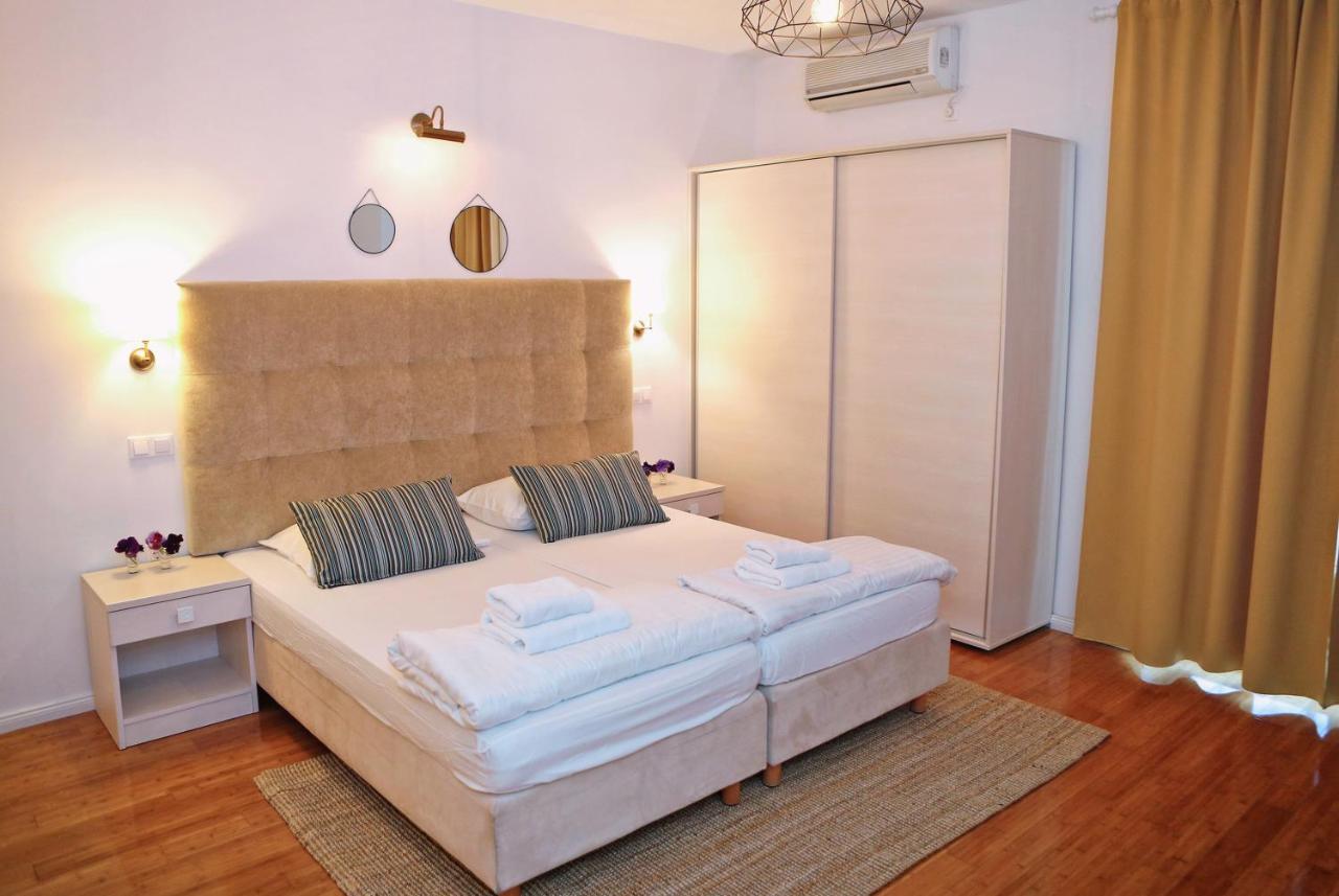 Delfin Hotel 3*
